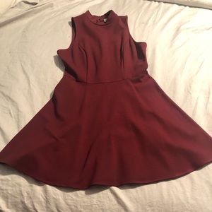 Super cute, high neck dress